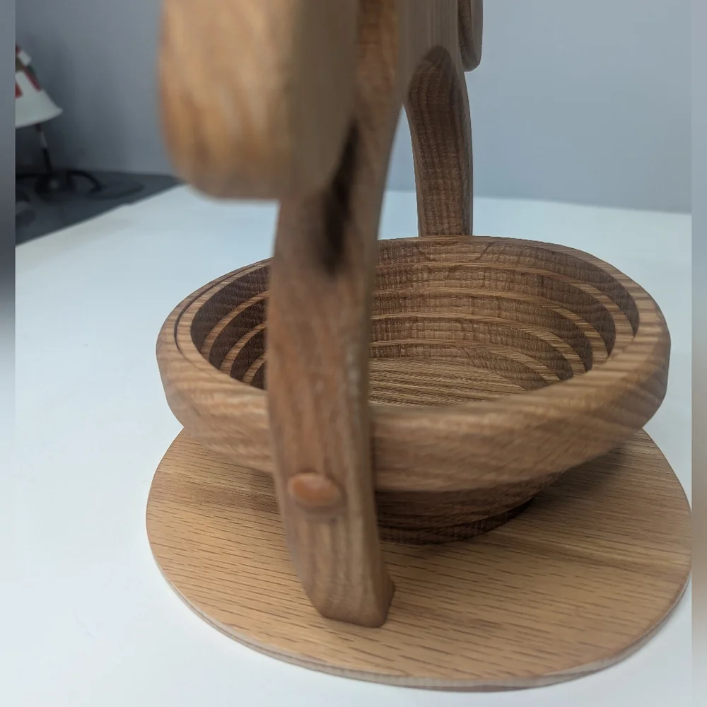 Oak Wooden Dog-Shaped Collapsible Egg Holder/Candy Dish/Basket